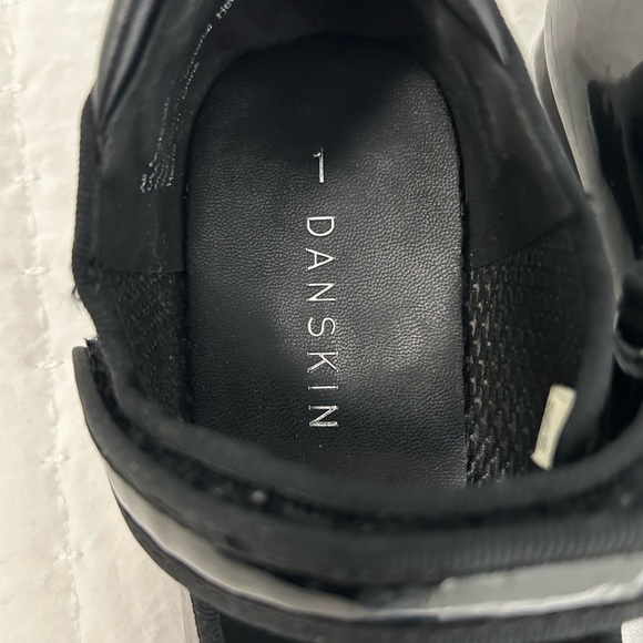 Danskin Glossy Black Kids Dance/Tap Shoes - Picture 2 of 5